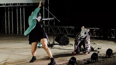 Smradlavý koncert na čtyřech nohách