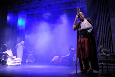 Romulus Veliký, komedie antických rozměrů