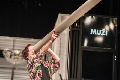 Proč muži neposlouchají a ženy neumí číst v mapách