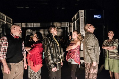 Proč muži neposlouchají a ženy neumí číst v mapách