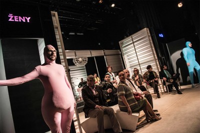 Proč muži neposlouchají a ženy neumí číst v mapách