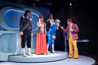 Agnetha volá S.O.S.