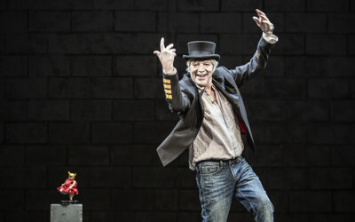 Přijde kůň do baru