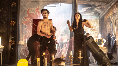 Dr. Johann Faust, Praha II, Karlovo nám. 40