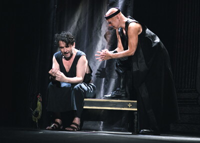 Romulus Veliký, komedie antických rozměrů