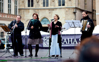Ne válce! II. Benefiční akce na podporu Ukrajiny / Ні війні! ІІ  Благодійний захід на підтримку України
