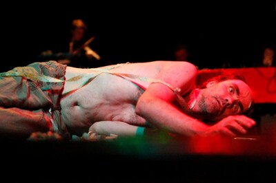 Ava´n´garde a Alex Švamberk: (News)Paperaman 2nd edition