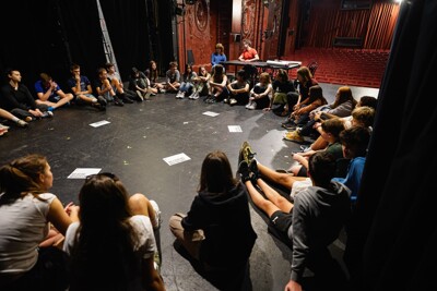 Divadlo je metafora - projektový den v divadelním zákulisí