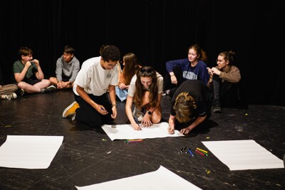 Divadlo je metafora - projektový den v divadelním zákulisí