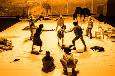 S večerem přichází tíseň