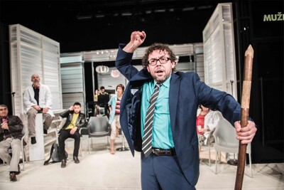 Proč muži neposlouchají a ženy neumí číst v mapách