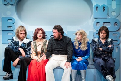 Agnetha volá S.O.S.