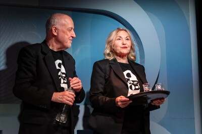 Agnetha volá S.O.S.