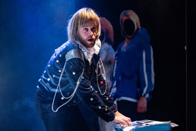 Agnetha volá S.O.S.