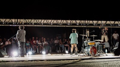 Smradlavý koncert na čtyřech nohách