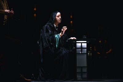 Věštkyně, vraždy a jasnovidci