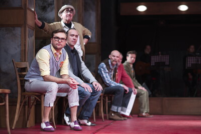 Drž mě pevně, miluj mě zlehka