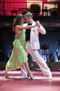 Drž mě pevně, miluj mě zlehka