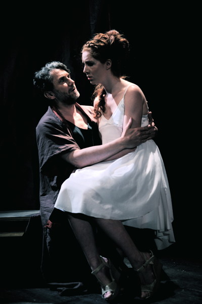 Romulus Veliký, komedie antických rozměrů