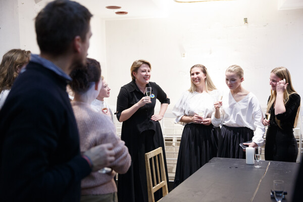 Přijměte pozvání na čtyřchodovou hostinu, vařit bude šéfkuchař Hlad!