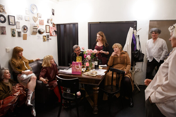 Tekoucí písky zaplavují Rokoko