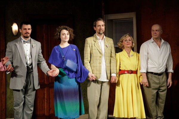 V ABC měla premiéru inscenace Než hvězdy zapadnou