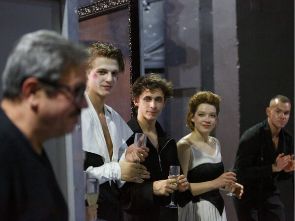 Orlando pátrá v Komedii po vlastní identitě