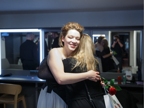 Orlando pátrá v Komedii po vlastní identitě