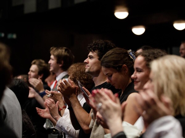 Je libo nakouknout na Oféliino OnlyFans?