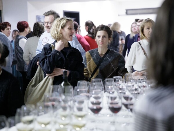 Světová premiéra v Komedii: Zničit přináší Houellebecqa