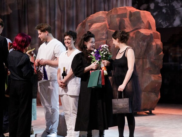 Světová premiéra v Komedii: Zničit přináší Houellebecqa