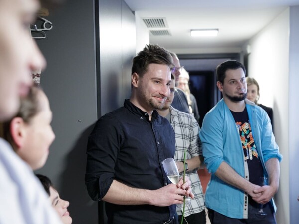 Světová premiéra v Komedii: Zničit přináší Houellebecqa