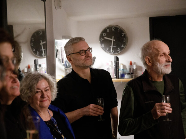 Dva přátelé a jedna hora: Dotknou se prázdna?