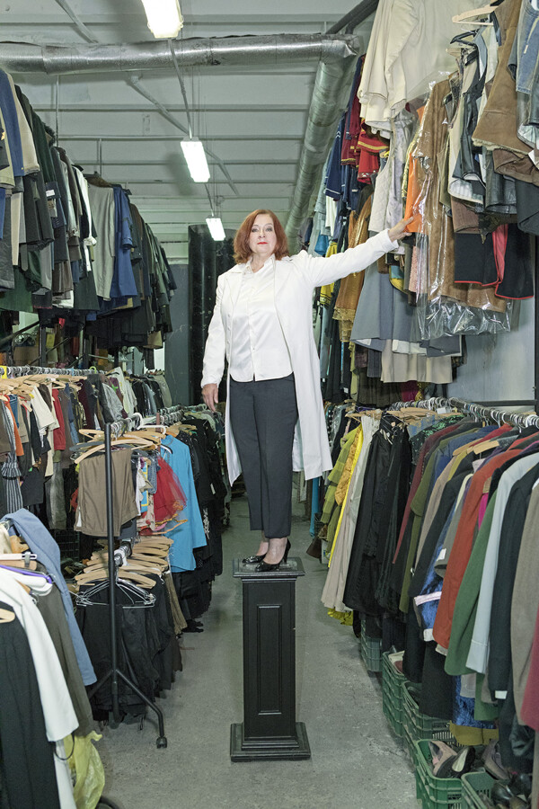 Vzhlédni, velké dílo začíná! Soubor a interiéry na nových fotografiích