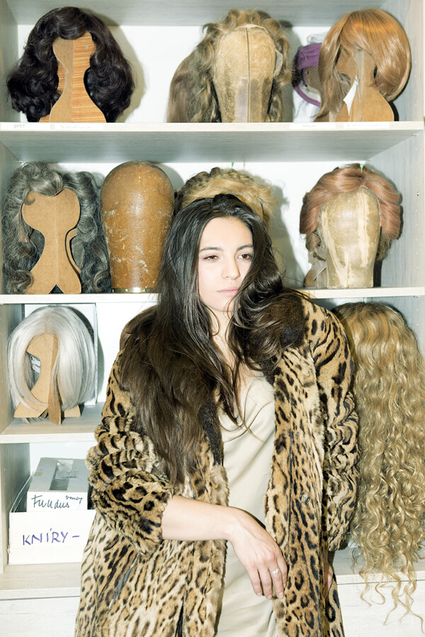 Vzhlédni, velké dílo začíná! Soubor a interiéry na nových fotografiích