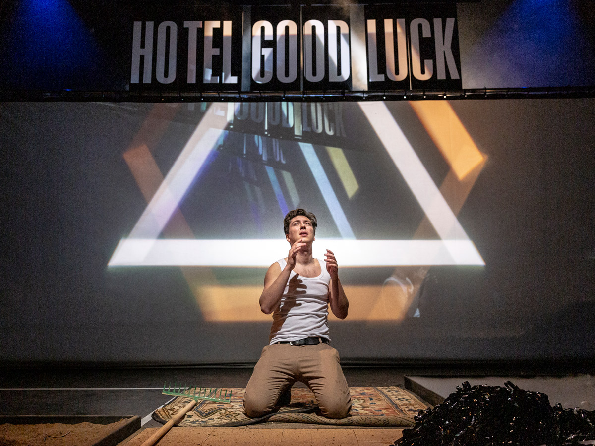 Hotel Good Luck