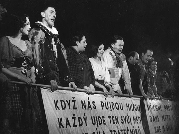 KONTROVERZE V DĚJINÁCH MDP I