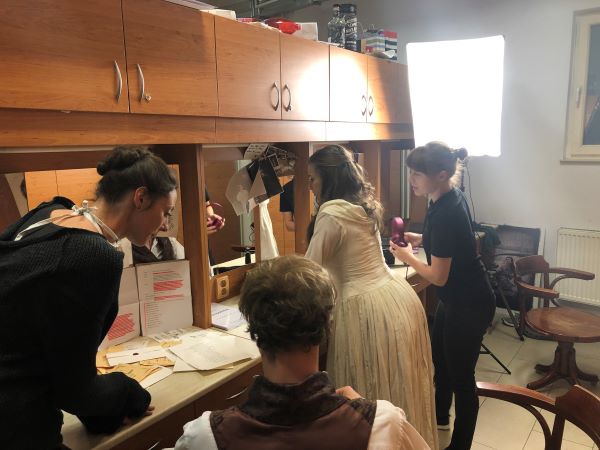 Natáčení 2. dílu seriálu V hlavní roli: Maturita! Dění v divadle očima divadelní pedagožky